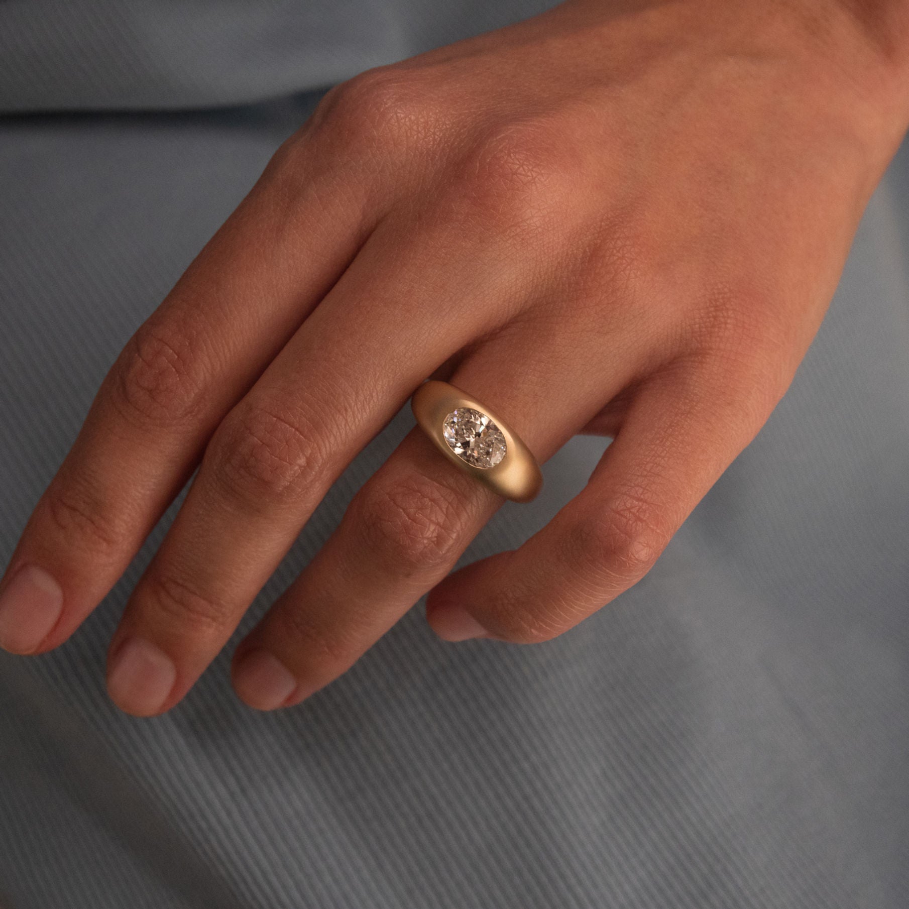 Naya ring | Oval