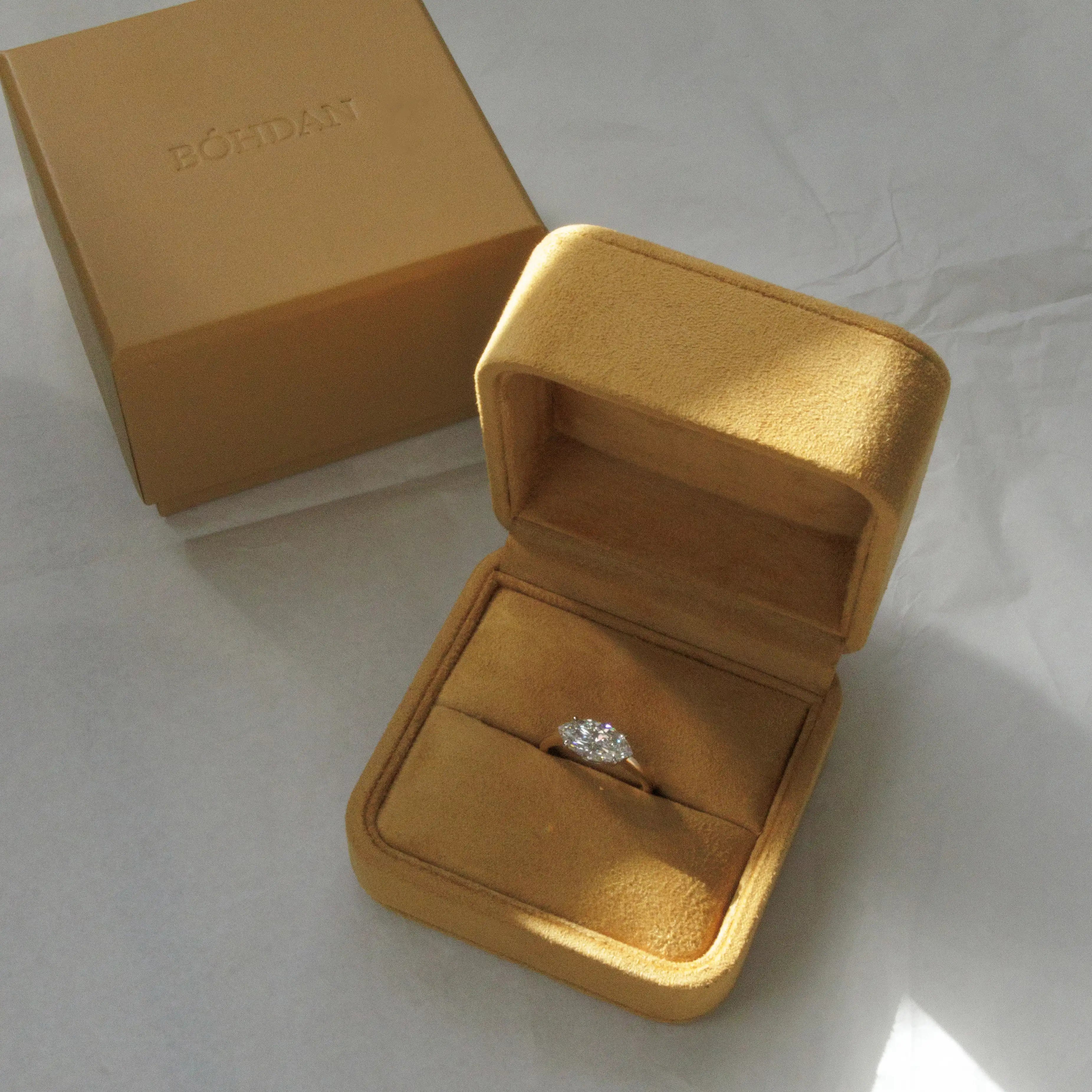 Lara ring | Marquise